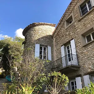 Domaine La Tour - - Jacuzzi - Sauna - Massage - 4 Saisons - Piscine Chauffee Toute L'annee - Heated Pool - 800m Centre Couette-café